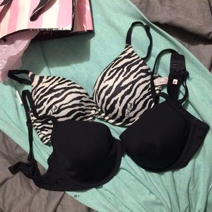 2 VS PINK bras 34d 36d